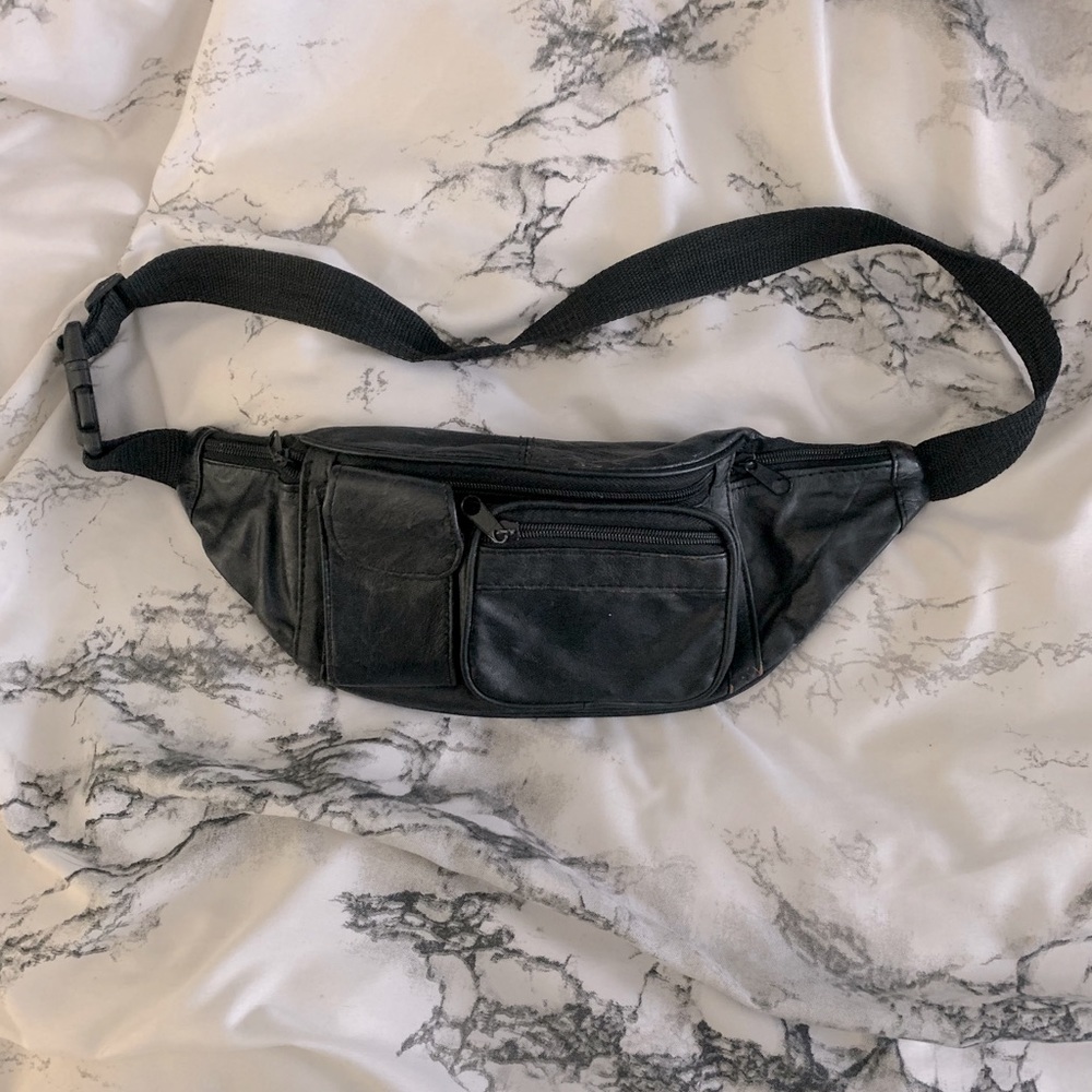 Authentic 90s Fanny Pack